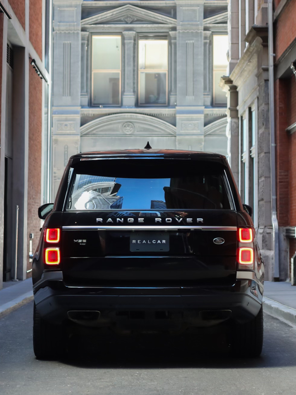 Rent a Range Rover Vogue HSE in New York