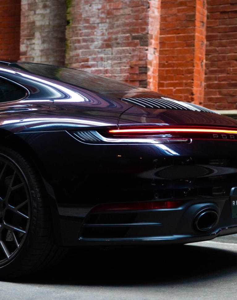 Rent a Porsche 911 Carrera in New York with RealCar ᐈ Premium rental