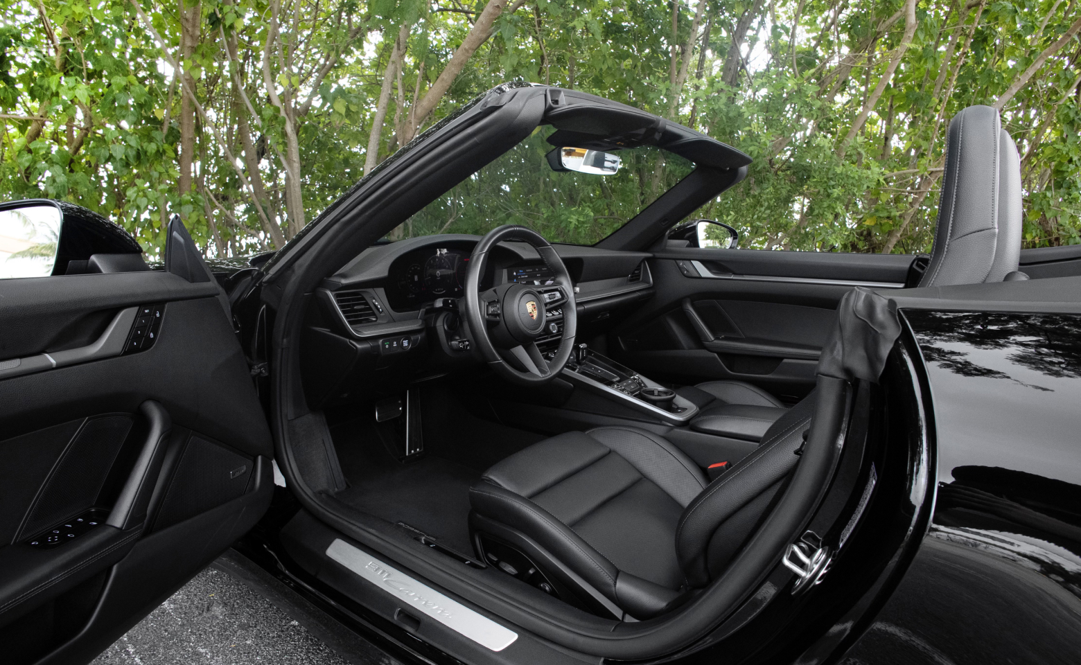 porsche 911 carrera interior