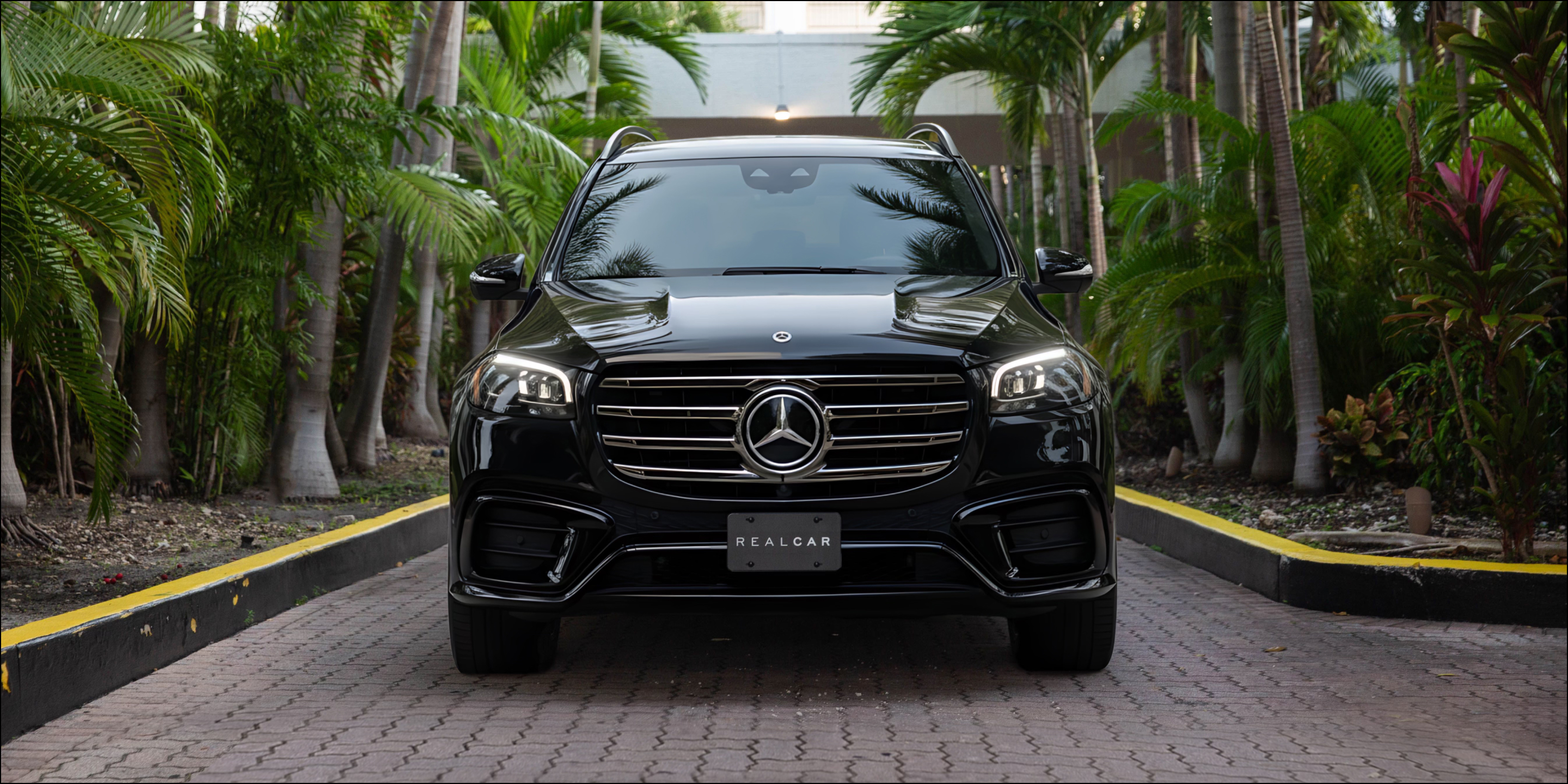 RealCar Mercedes Benz GLS450 for rental