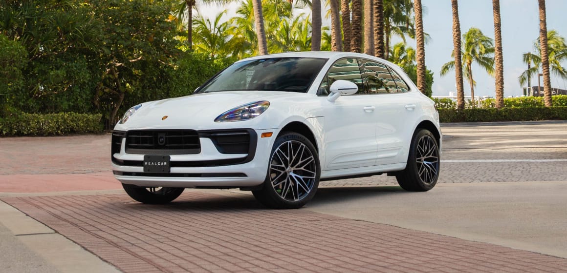 Luxury  Car Rental in Miami