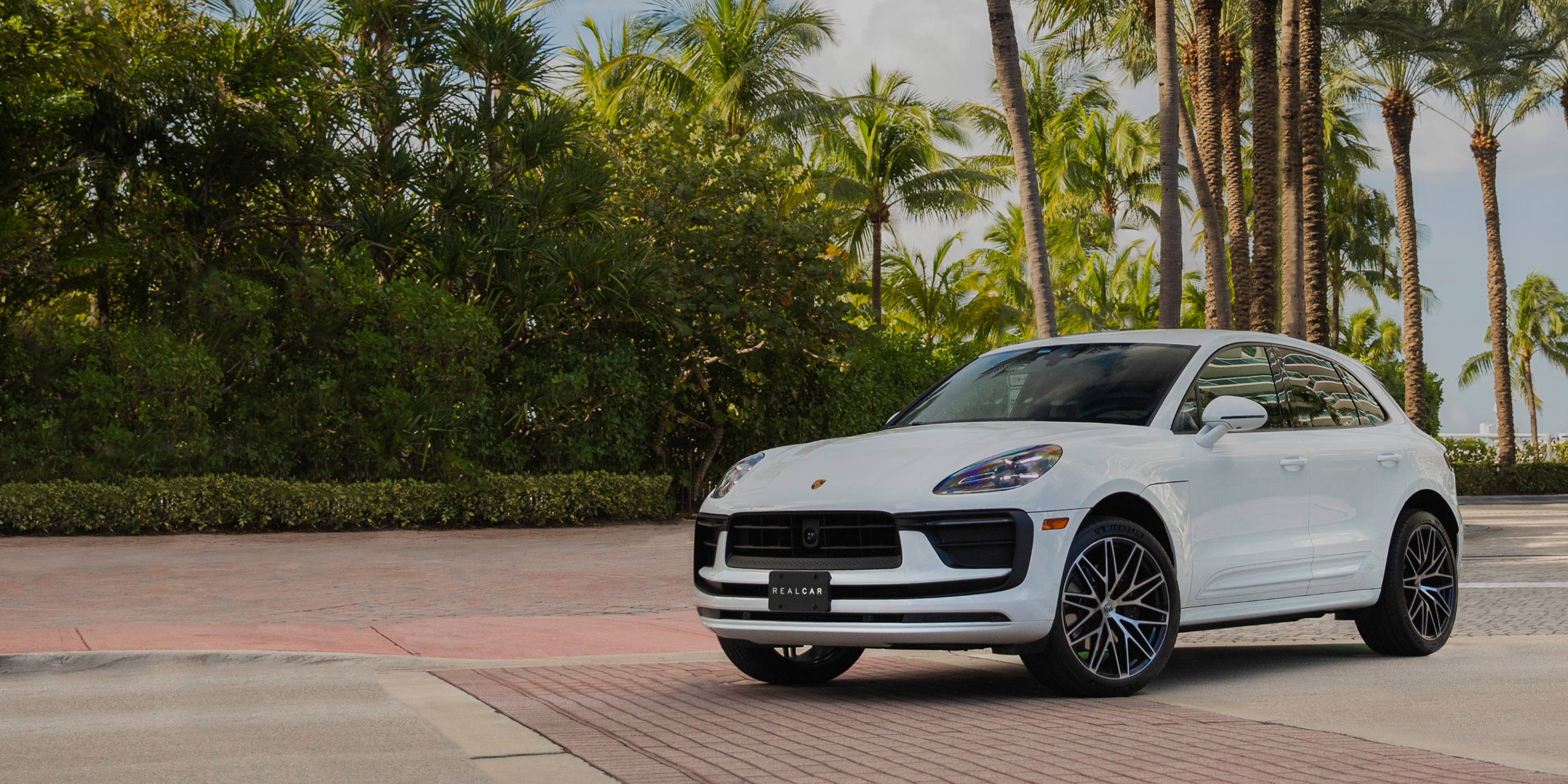 Luxury  Car Rental in Miami