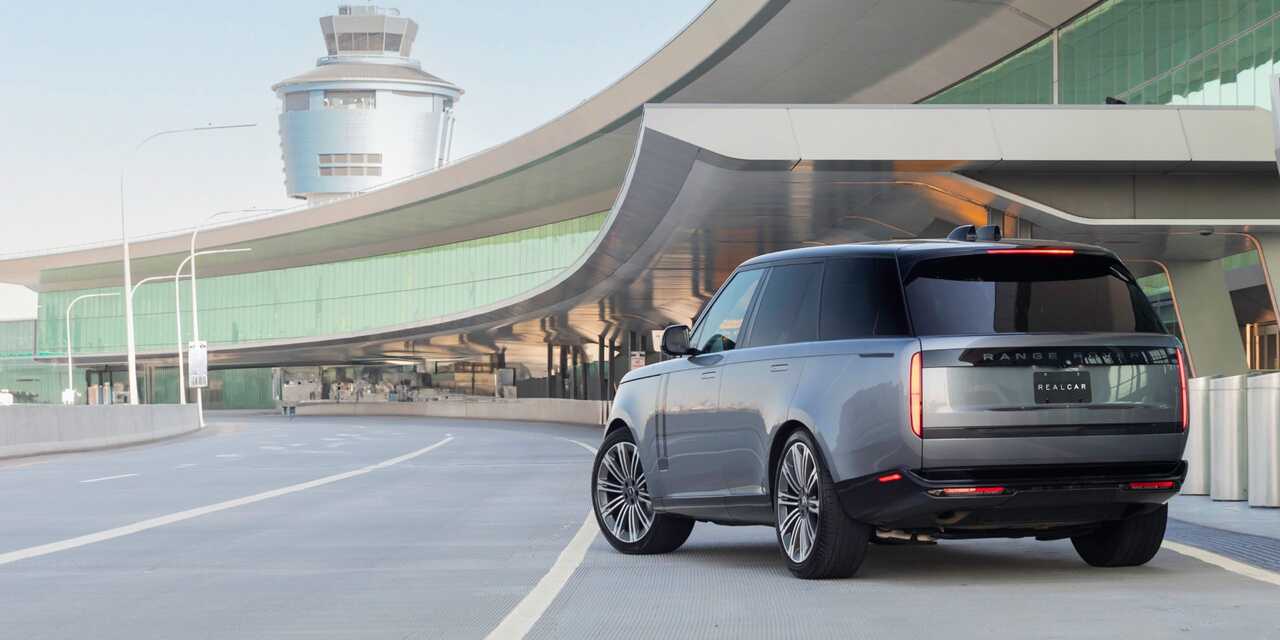 Premium
Car Rental
at FLL